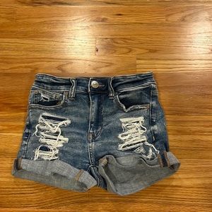 American eagle distressed jean shorts